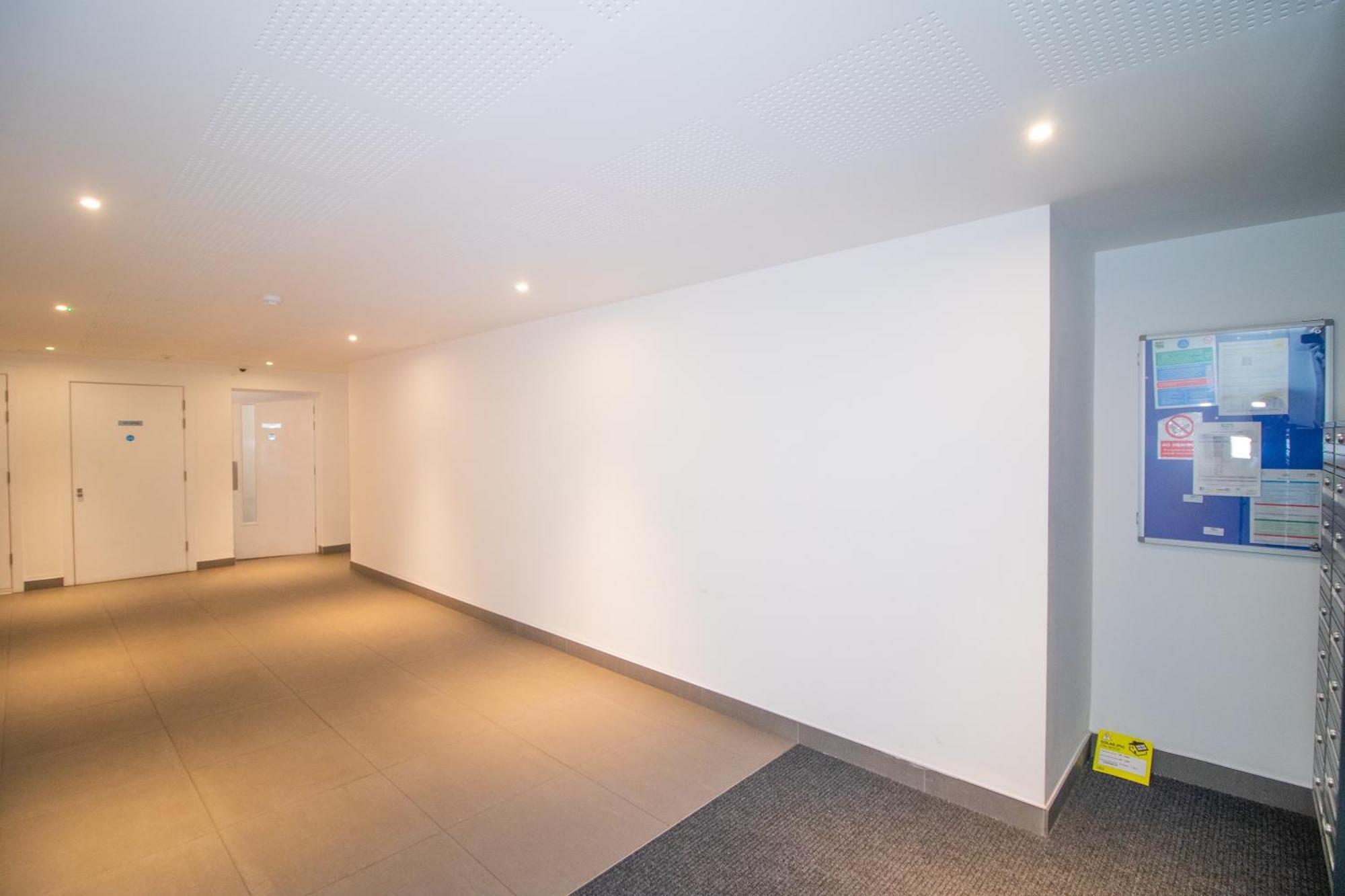 Greenwich Apartment With A River View & Balcony Near The 02 Arena & North Greenwich With Free Wifi & Fast Links Into Central 伦敦 外观 照片