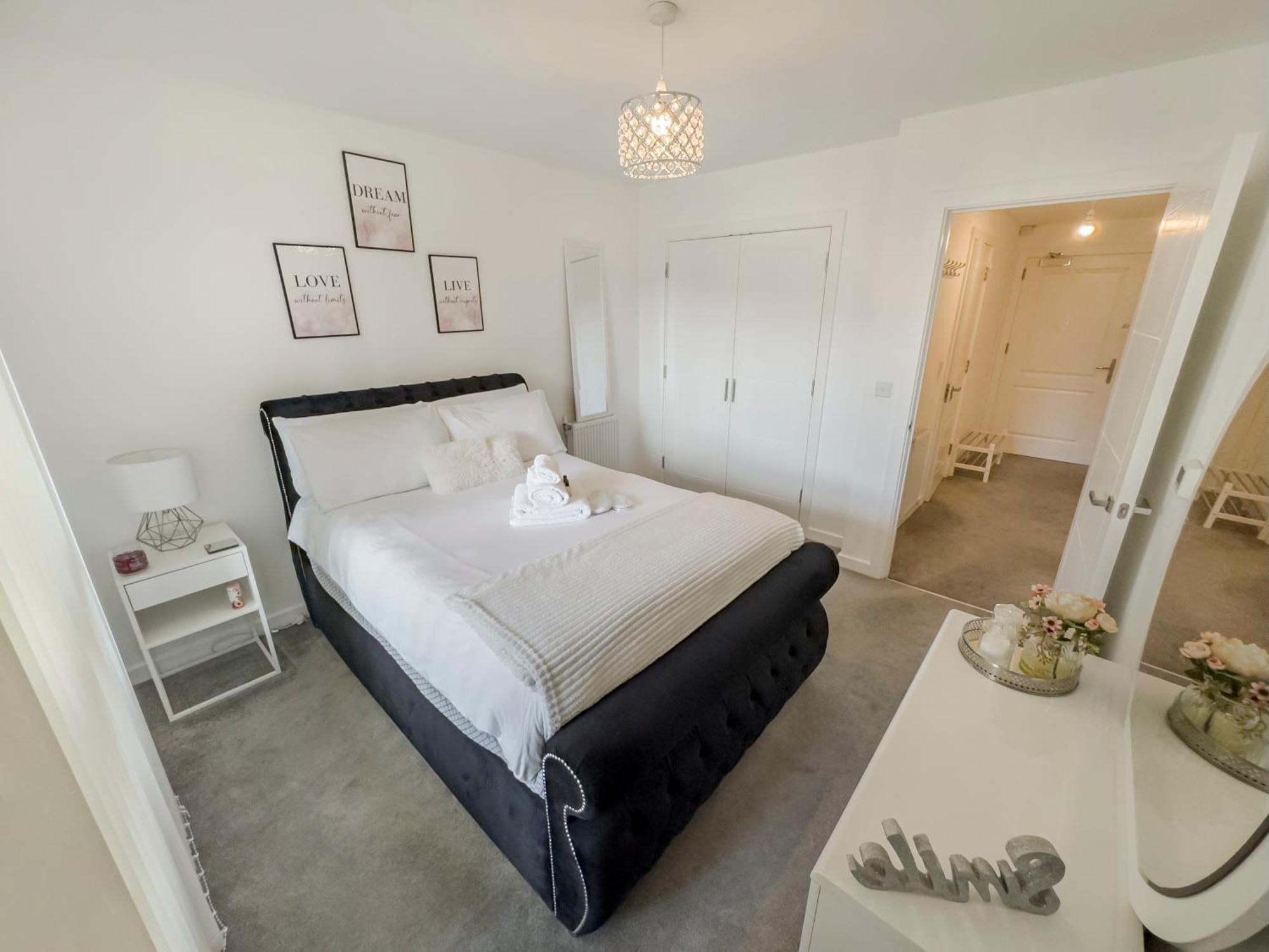Greenwich Apartment With A River View & Balcony Near The 02 Arena & North Greenwich With Free Wifi & Fast Links Into Central 伦敦 外观 照片